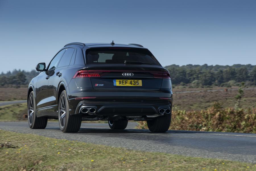  Audi SQ8 TDI 2019 года  (UK) (фото 5 из 40)